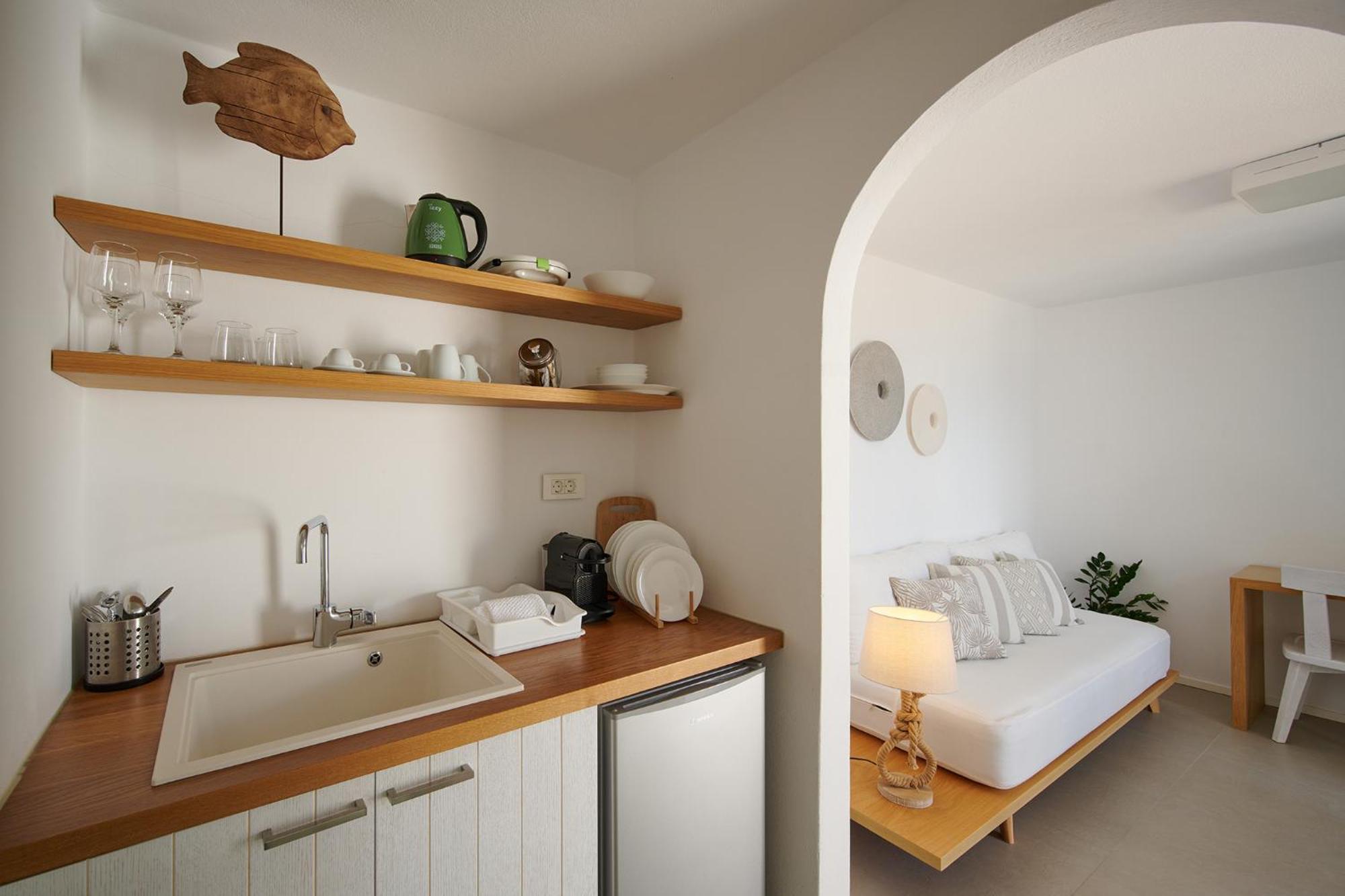 Kymo Luxury Suites Paros Kolympithres 外观 照片